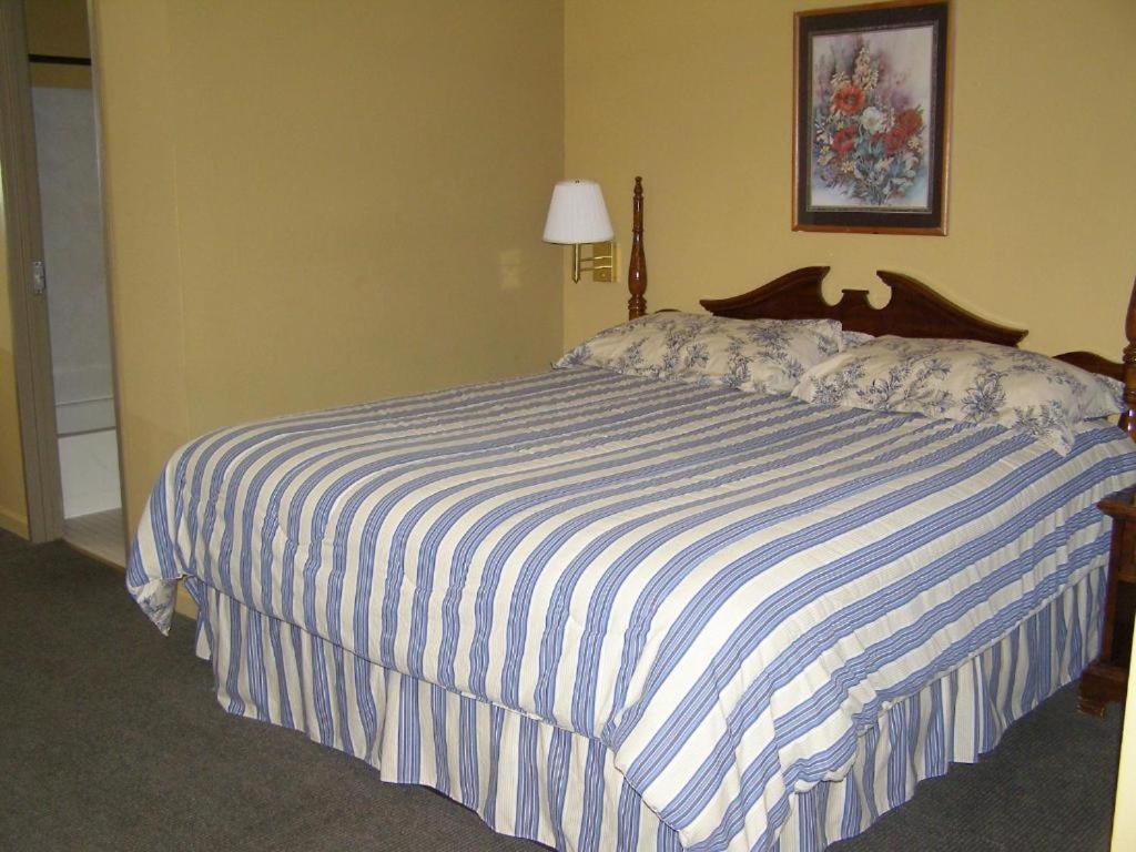 First Western Inn Caseyville ภายนอก รูปภาพ
