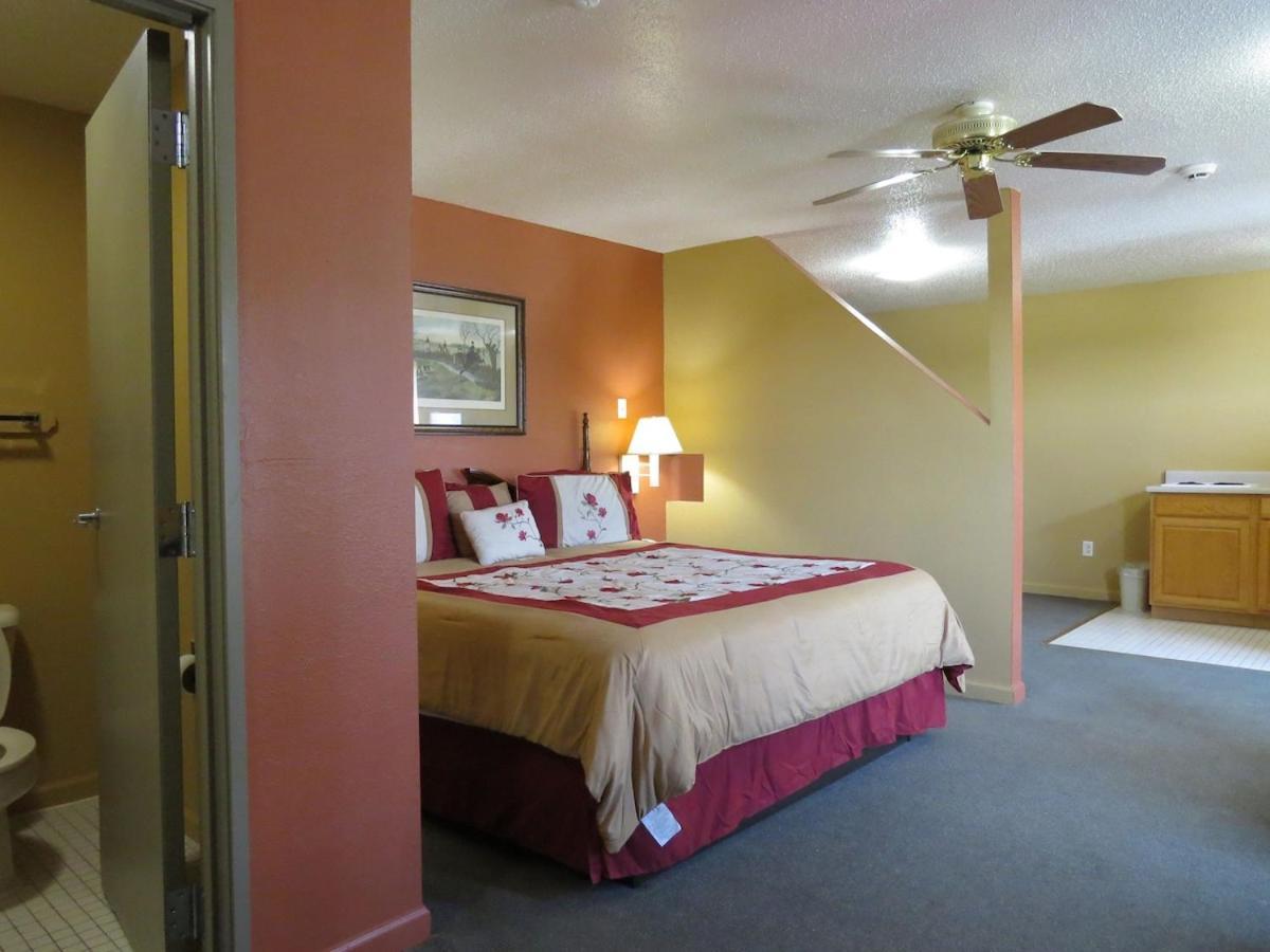 First Western Inn Caseyville ภายนอก รูปภาพ